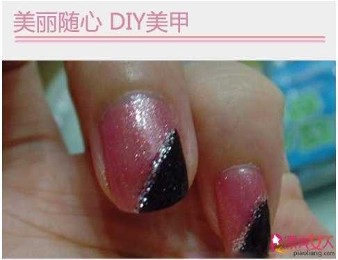  拼色DIY美甲 夏季更显轻快活力