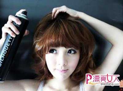  DIY韩式蓬松短发 在家也能轻松打造韩式发型